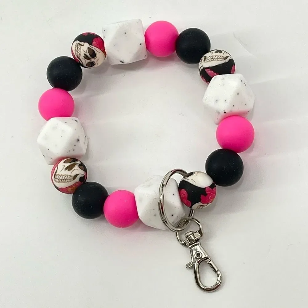 Keychain bracelet wristlet silicone beaded skull roses rockabilly NEW handmade c